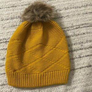 Knitted beanie